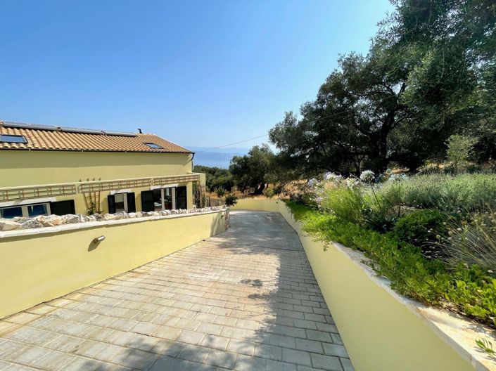 Image No.23-3 Bed House for sale