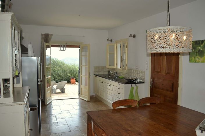 Image No.6-3 Bed House for sale