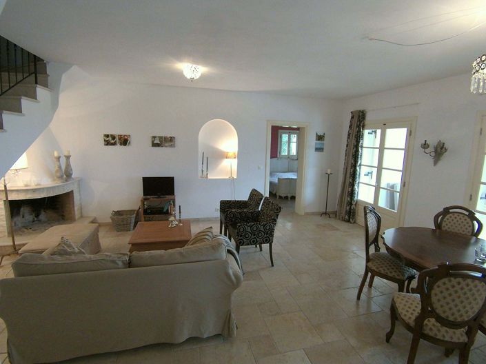 Image No.9-3 Bed House for sale