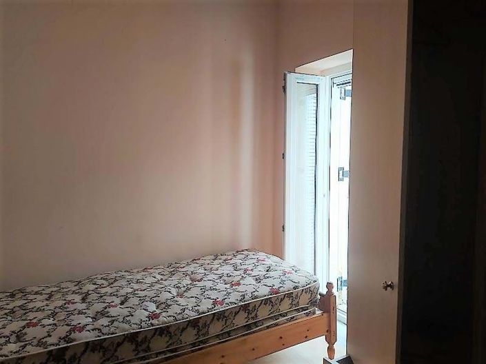 Image No.6-2 Bed House for sale