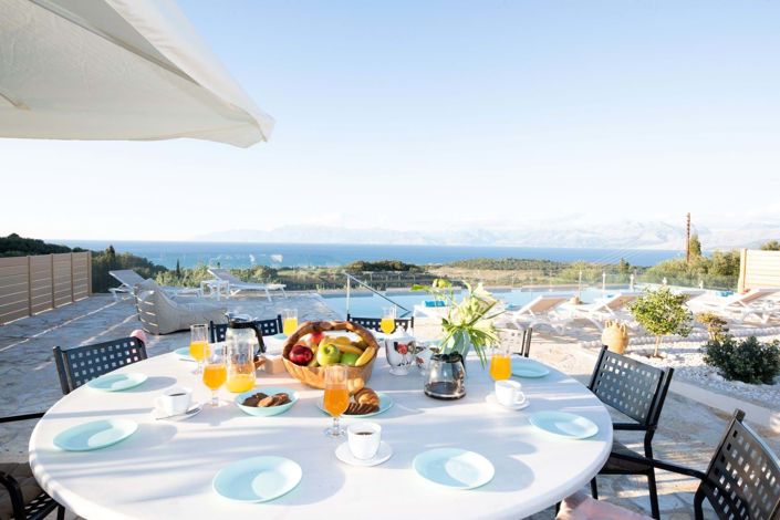 Image No.11-5 Bed House for sale