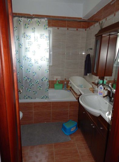 Image No.16-3 Bed House for sale