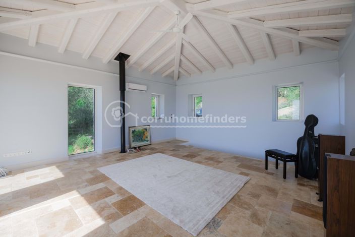 Image No.12-4 Bed House for sale