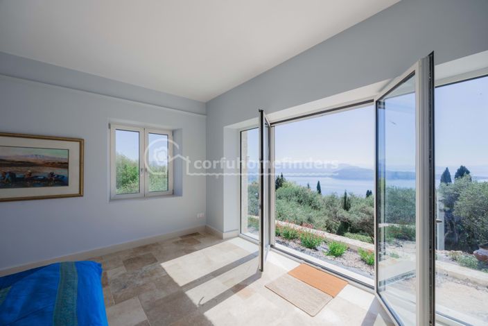 Image No.7-4 Bed House for sale