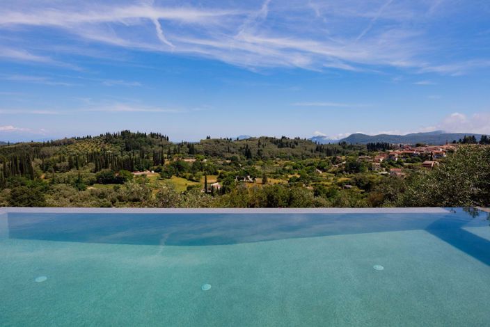 Image No.3-4 Bed House for sale