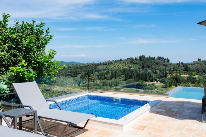 Image No.9-4 Bed House for sale