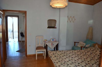 f9cbf5a3-4e4f-4293-9272-0bc0aab85534