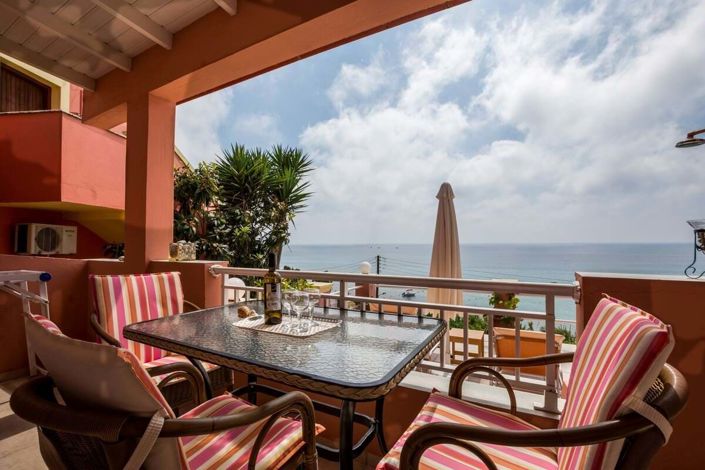 Image No.10-5 Bed House for sale