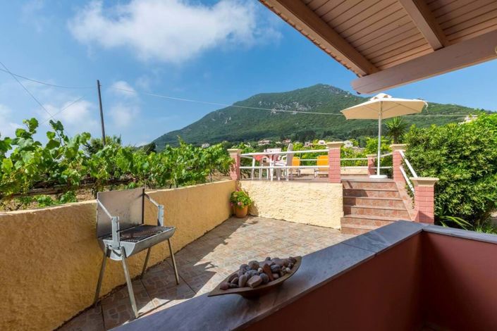 Image No.9-5 Bed House for sale