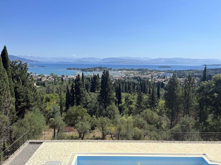 Image No.13-3 Bed House for sale