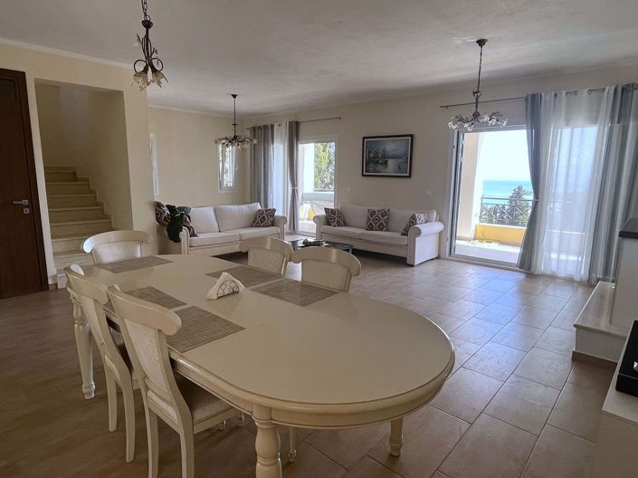 Image No.6-3 Bed House for sale