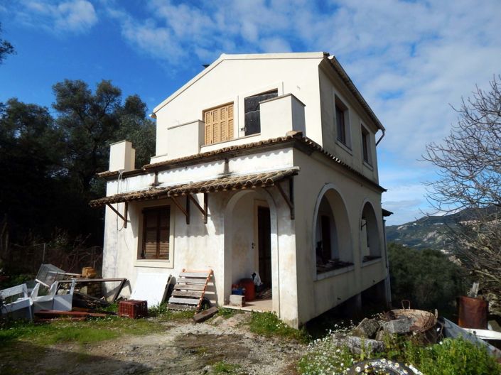 Image No.6-5 Bed House for sale