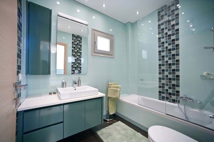 Image No.18-8 Bed House for sale