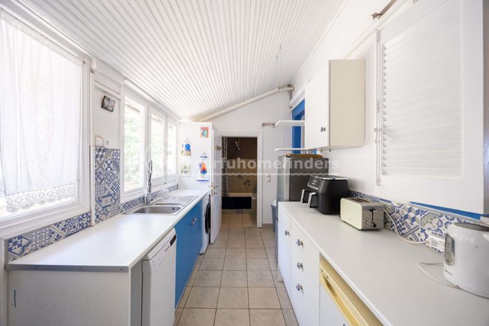 Image No.15-3 Bed House for sale