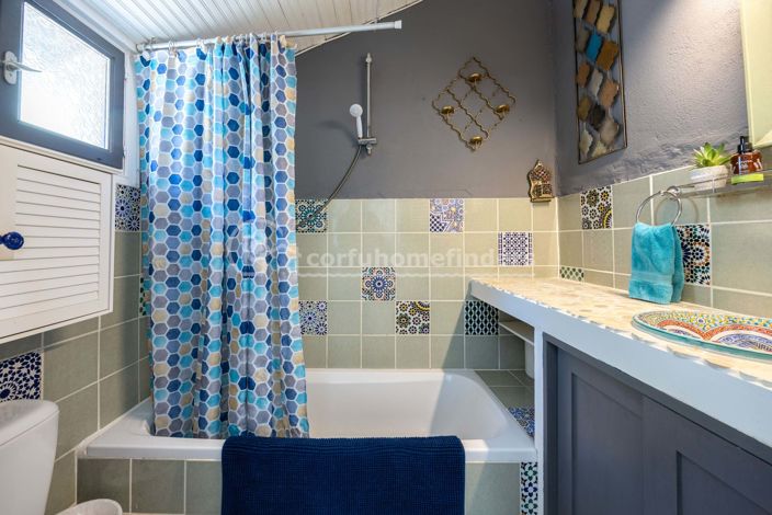 Image No.16-3 Bed House for sale