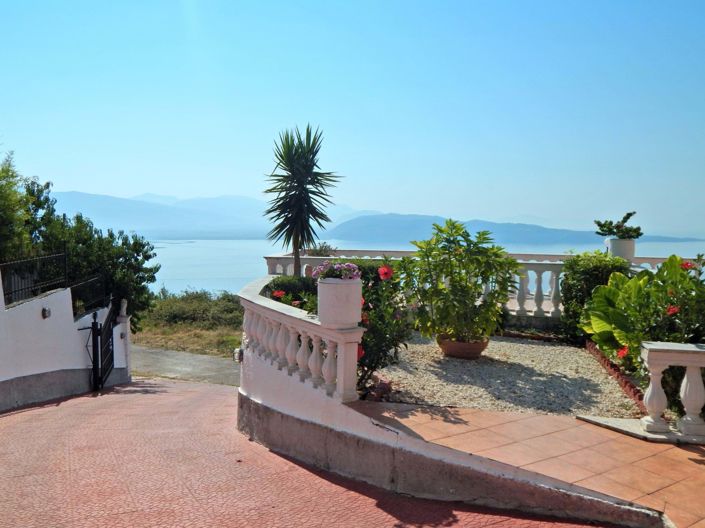 Image No.3-4 Bed House for sale