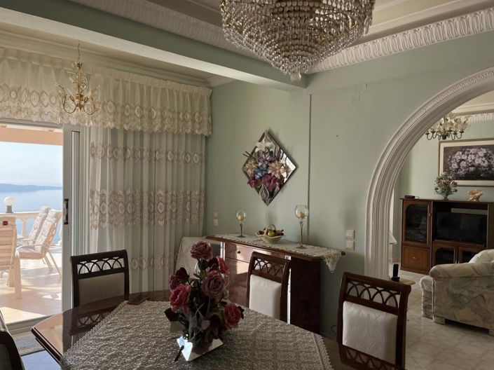 Image No.9-4 Bed House for sale