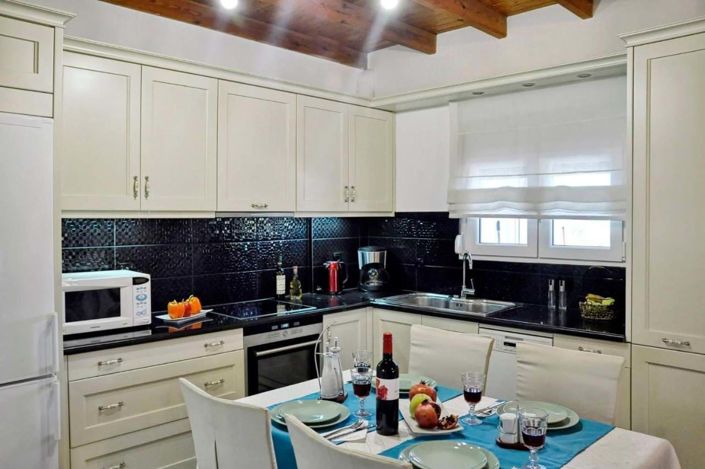 Image No.2-3 Bed House for sale