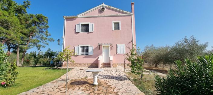 Image No.1-3 Bed House for sale