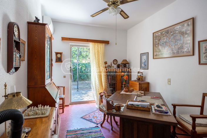 Image No.14-6 Bed House for sale