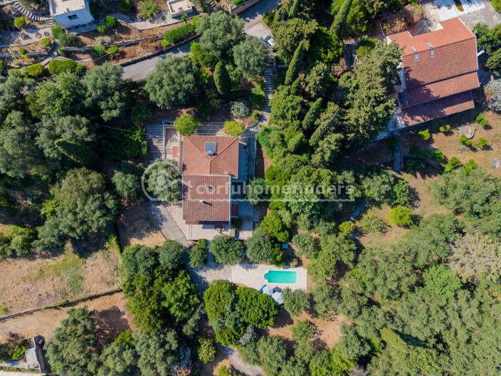 Image No.34-6 Bed House for sale