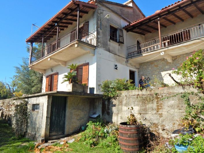 Image No.1-5 Bed House for sale