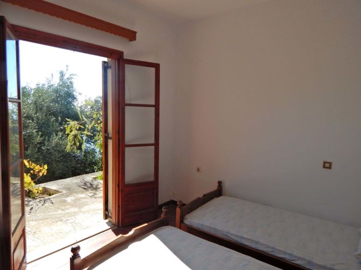 Image No.18-5 Bed House for sale