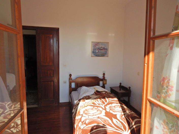 Image No.19-5 Bed House for sale