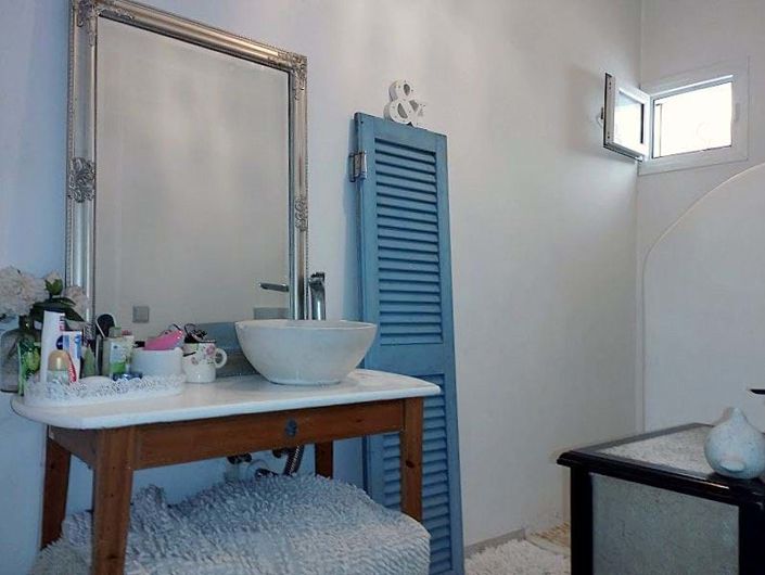 Image No.10-5 Bed House for sale