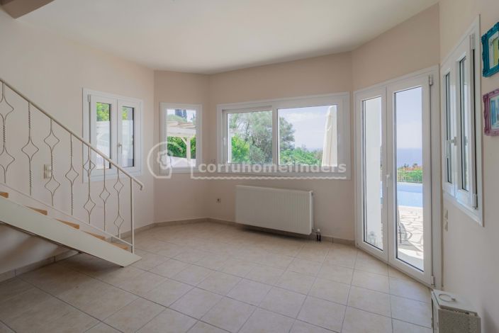 Image No.15-3 Bed House for sale