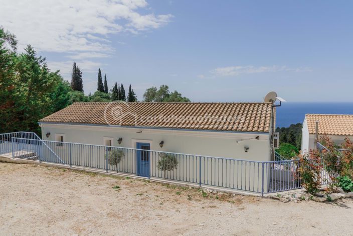 Image No.7-3 Bed House for sale