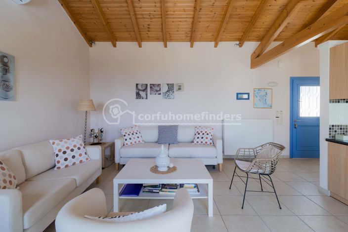 Image No.8-3 Bed House for sale