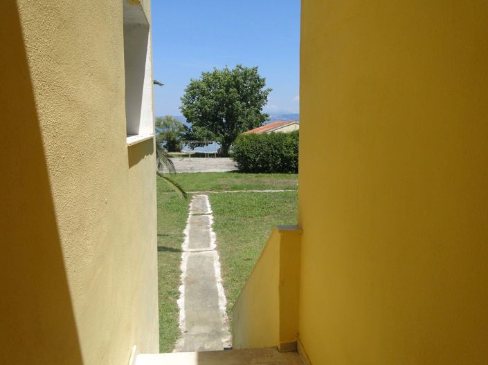 Image No.4-Un hôtel de 11 chambres à vendre à Lefkimmi