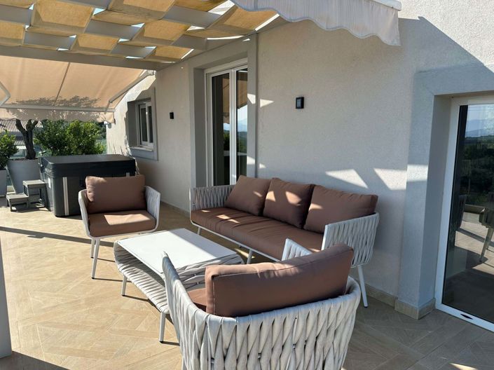 Image No.14-Maison de 9 chambres à vendre à Kassiopi