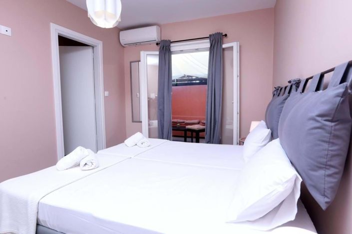 Image No.18-4 Bed Apartment for sale