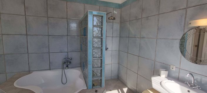 Image No.10-4 Bed House for sale