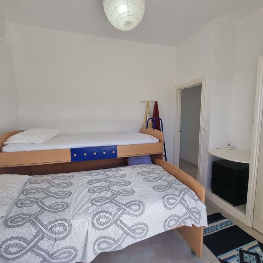 Image No.12-4 Bed House for sale