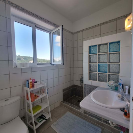 Image No.13-4 Bed House for sale