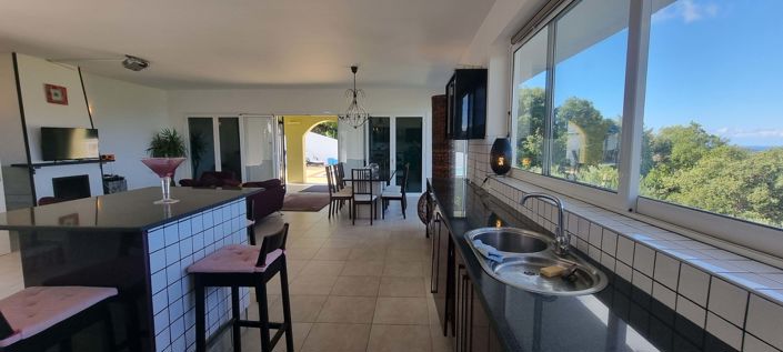 Image No.7-4 Bed House for sale