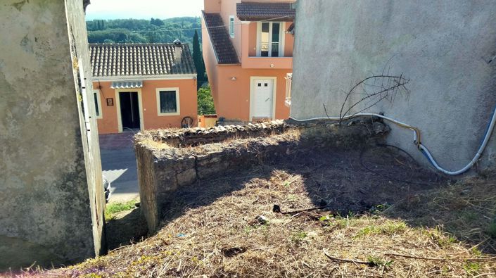 Image No.10-2 Bed House for sale