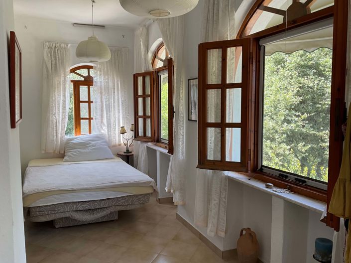 Image No.38-3 Bed House for sale