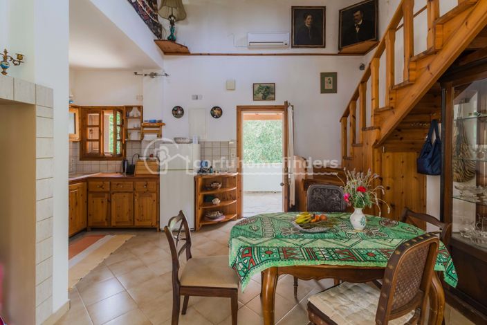 Image No.6-3 Bed House for sale