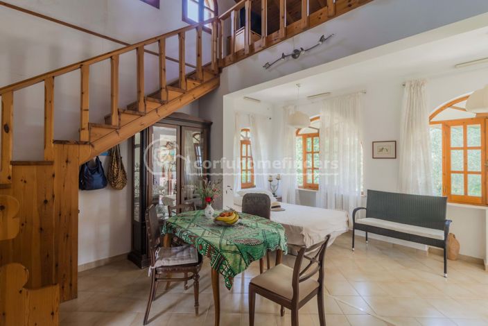 Image No.8-3 Bed House for sale