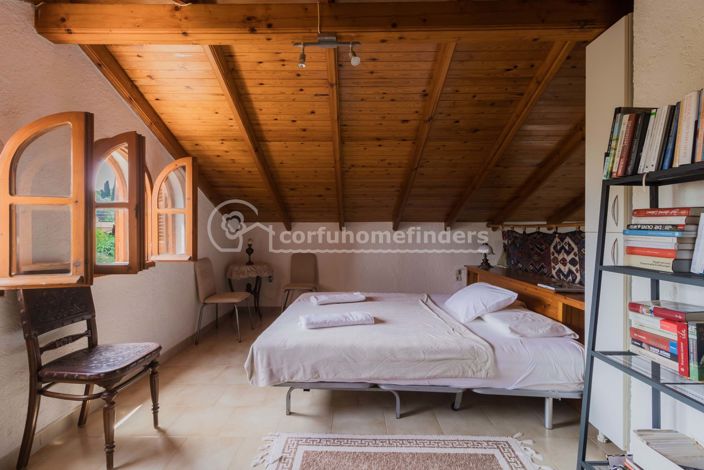 Image No.9-3 Bed House for sale