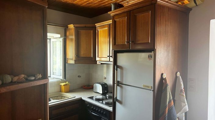 Image No.4-2 Bed House for sale