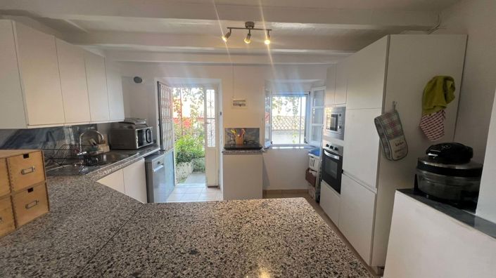 Image No.2-3 Bed House for sale