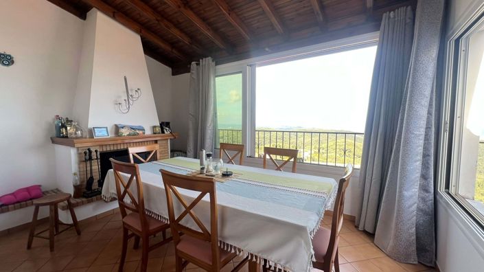 Image No.8-3 Bed House for sale