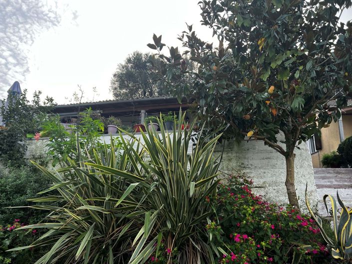 Image No.14-3 Bed House for sale