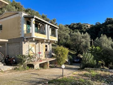 1 - Barbati, Maison
