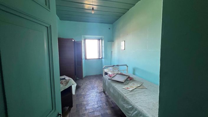 Image No.5-2 Bed Property for sale